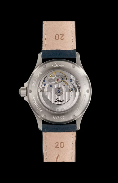 [Pre-Order] Sinn (ซินน์) นาฬิกา รุ่น 556 I Mother-of-pearl S สายหนัง/สายสแตนเลสสตีล ขนาดตัวเรือน 38.5 มม. (556 I MOP S)