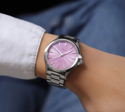 [Pre-Order] Sinn (ซินน์) นาฬิกา 556 Mauve สายหนัง/สเตนเลสสตีล ขนาดตัวเรือน 38.5 มม. (556 Mauve)