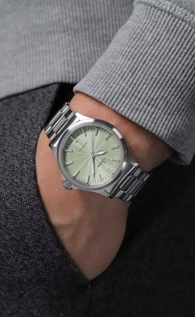 [พร้อมส่ง / Pre-Order] Sinn (ซินน์) นาฬิกา 556 Sage สายหนัง/สเตนเลสสตีล ขนาดตัวเรือน 38.5 มม. (556 Sage)