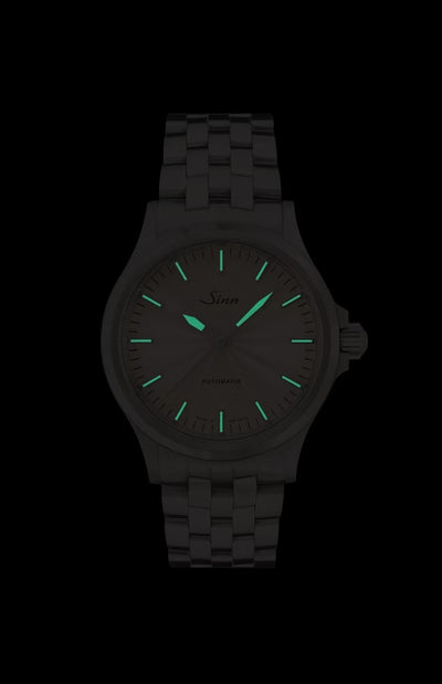 [พร้อมส่ง / Pre-Order] Sinn (ซินน์) นาฬิกา 556 Sand สายหนัง/สเตนเลสสตีล ขนาดตัวเรือน 38.5 มม. (556 Sand)