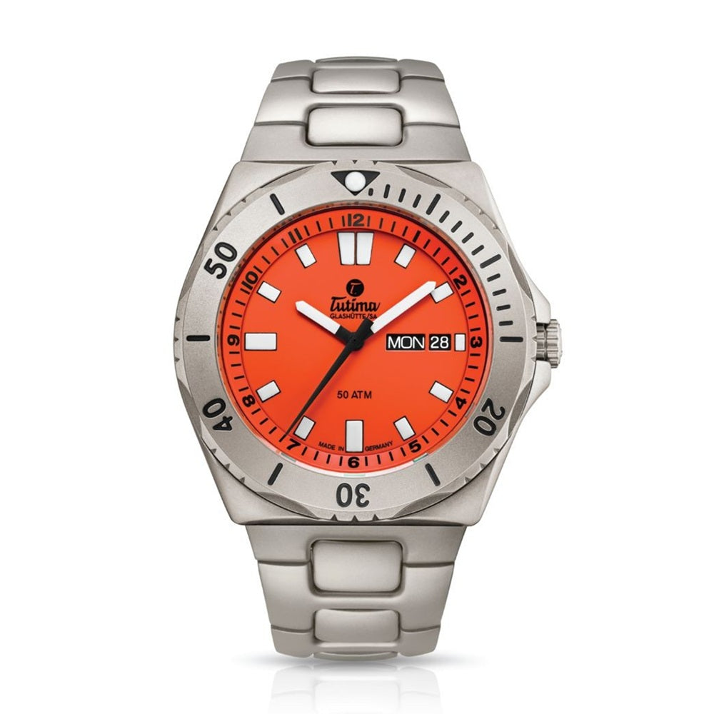 Tutima (ทูทิมา) นาฬิกาข้อมือ M2 Seven Seas โครโนกราฟ ระบบออโตเมติก สายไทเทเนียม ขนาดตัวเรือน 44 มม. (6151-08)