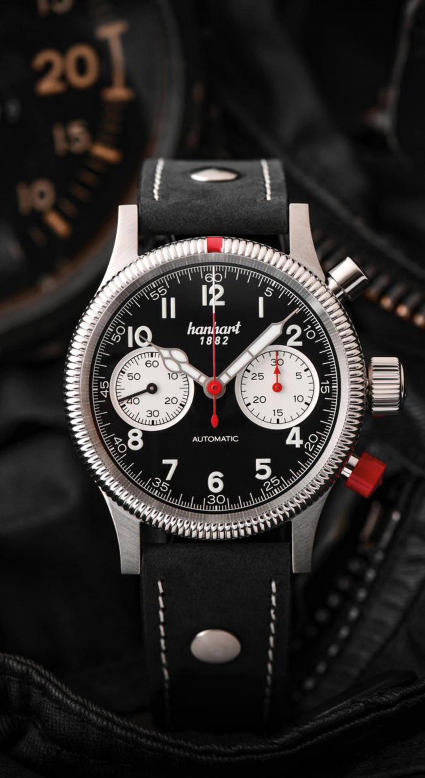 HANHART (แฮนฮาร์ท) นาฬิกาโครโนกราฟ PIONEER Mk II Reverse Panda ระบบออโตเมติก สายหนัง Calfskin (716.211)
