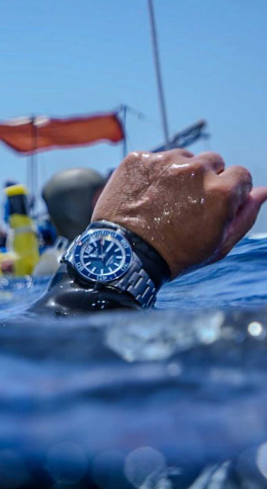 HANHART (แฮนฮาร์ท) นาฬิกา AQUASPHERE FreeFall Blue ระบบออโตเมติก สายสแตนเลสสตีล ขนาดตัวเรือน 42 มม. (772.270-6428)